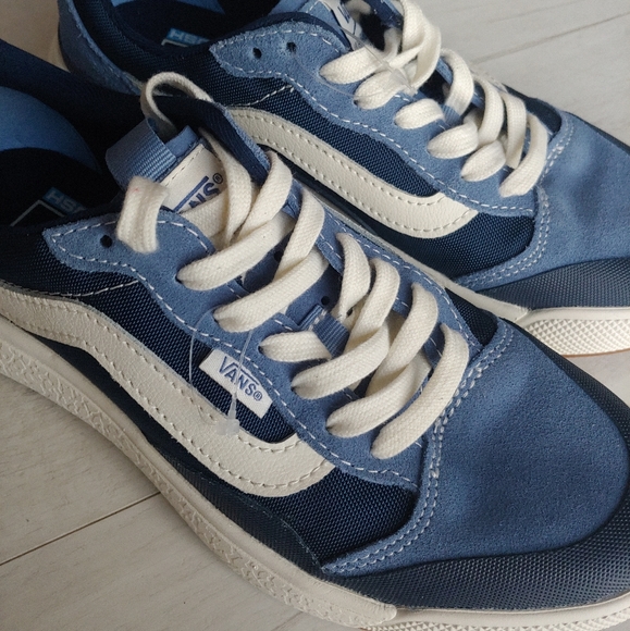 VANS NEW UltraRange Rapid EXO Shoes - Picture 6 of 12